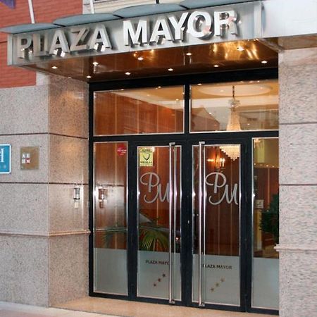 Hostal Plaza Mayor Torrejon de Ardoz Bagian luar foto