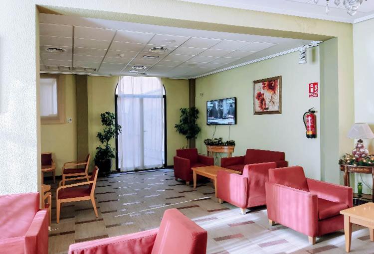 Hostal Plaza Mayor Torrejon de Ardoz Bagian luar foto